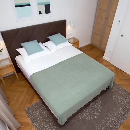 Apartment Orange Boutique S