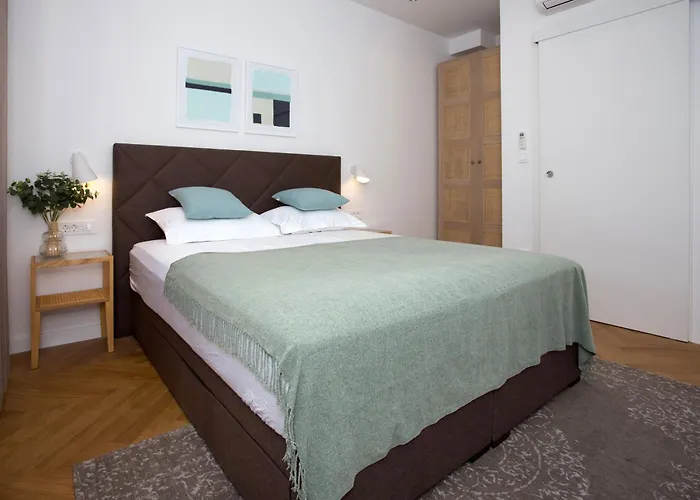 Apartment Orange Boutique S *