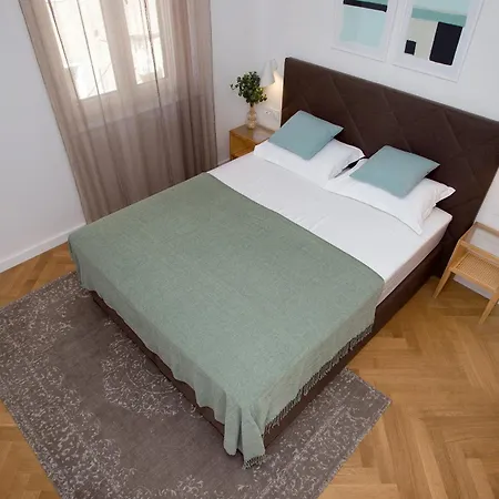 Orange Boutique S 스플리트